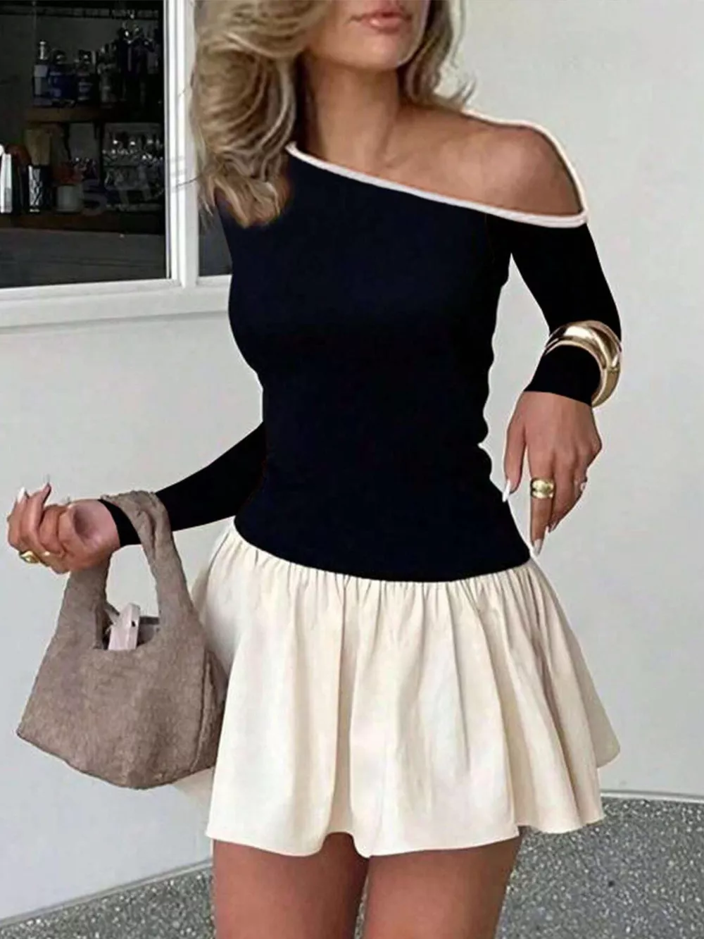 Contrast Trim One Shoulder Top, image 2