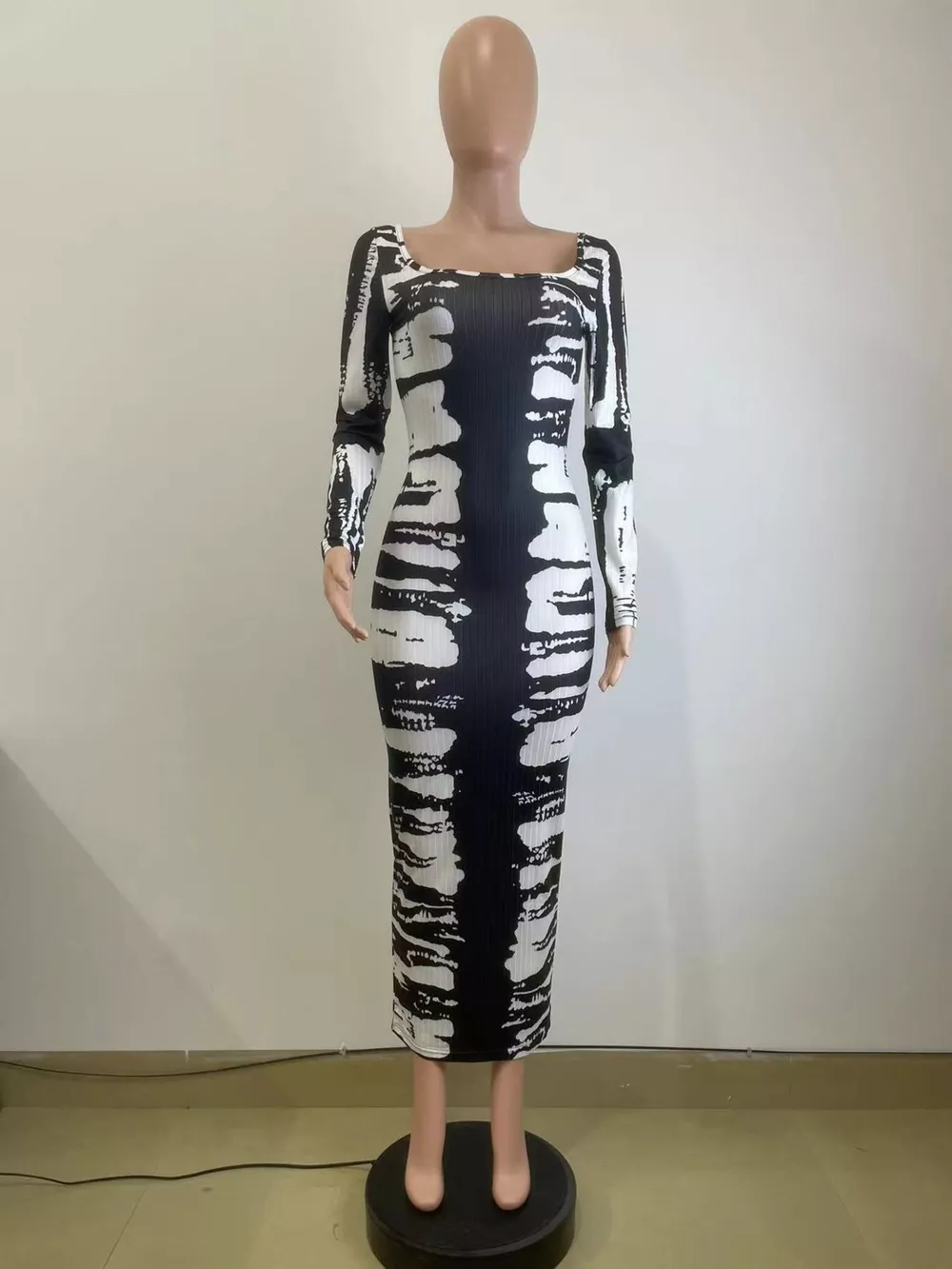 Tie-Dye Long Sleeve Maxi Dress, image 3