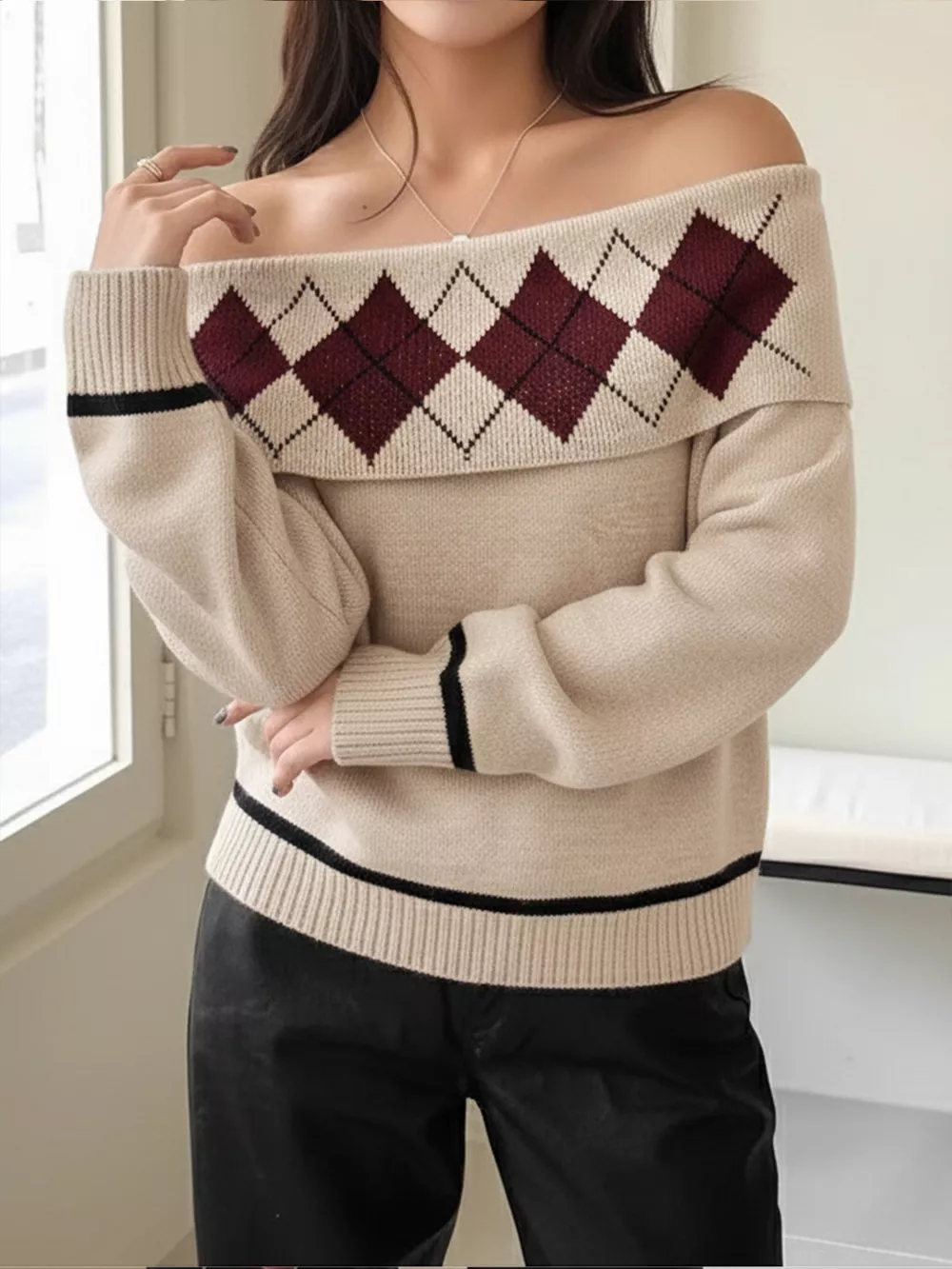 Off-Shoulder Argyle Pattern Sweater, image 4