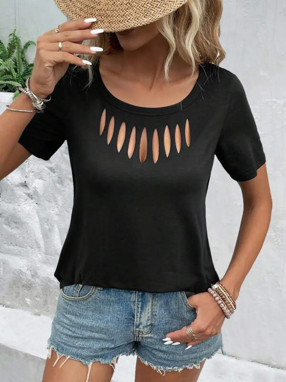 Hollow Out Neckline Short Sleeve T-Shirt, image 2