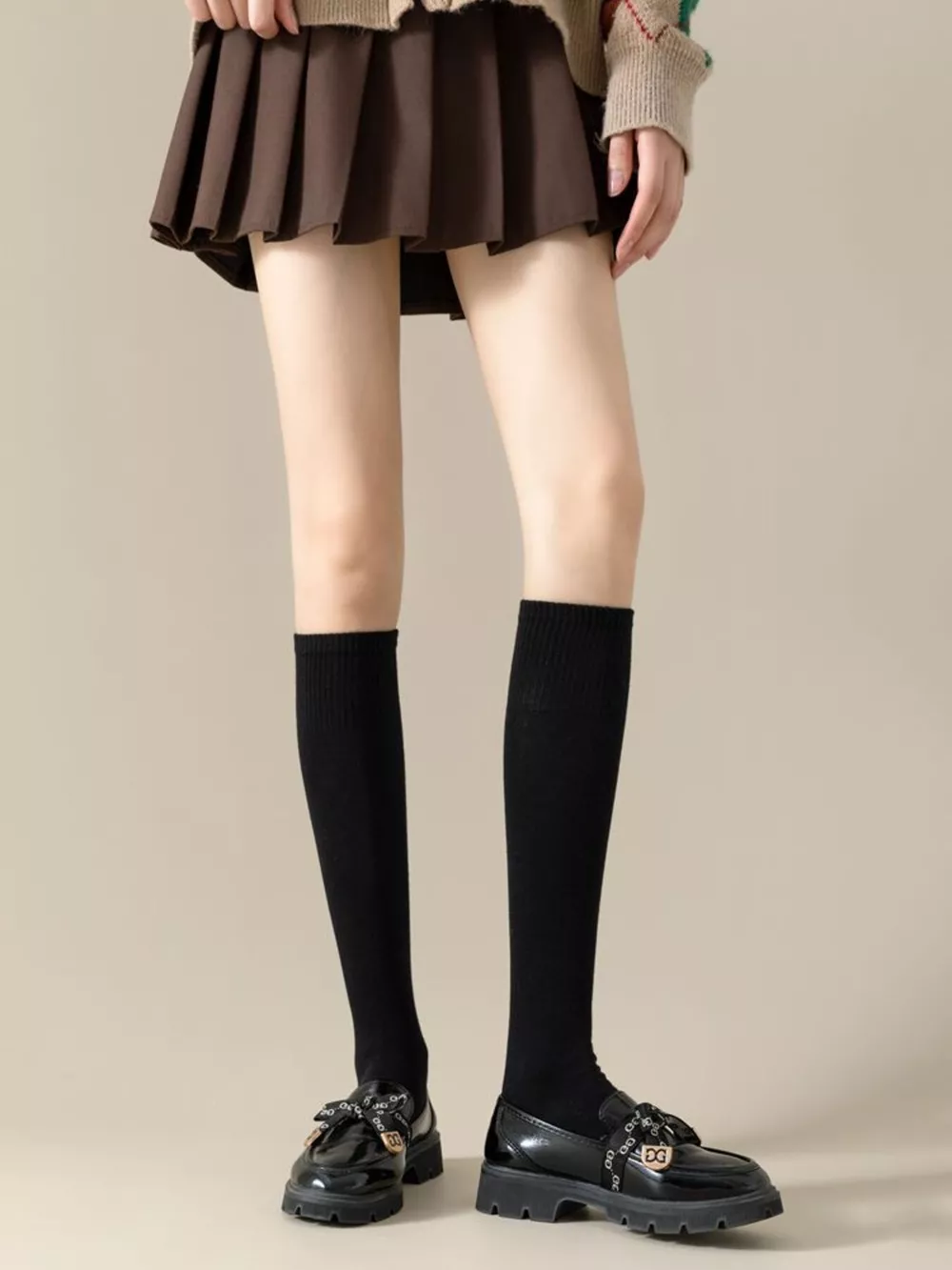 Ribbed Knee-High Socks