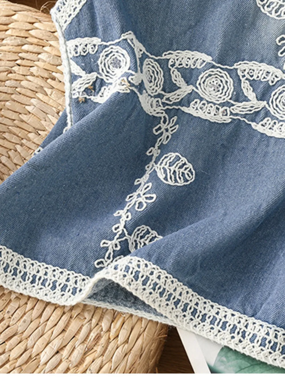 Embroidered Button Up V-Neck Vest Coat, image 5