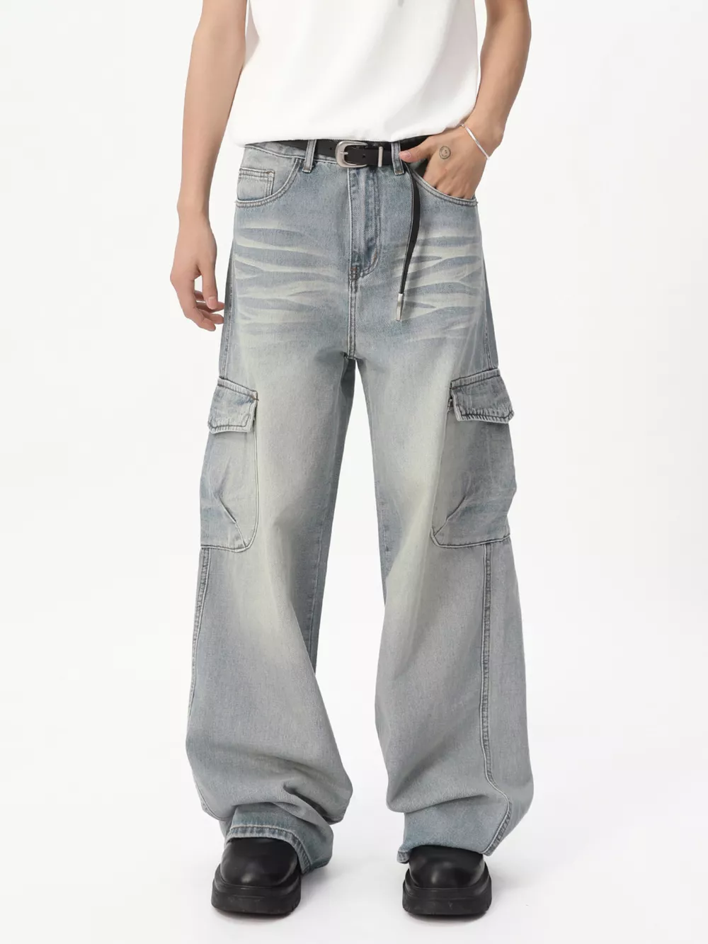 Men's Loose Fit Wash Cargo Jeans
