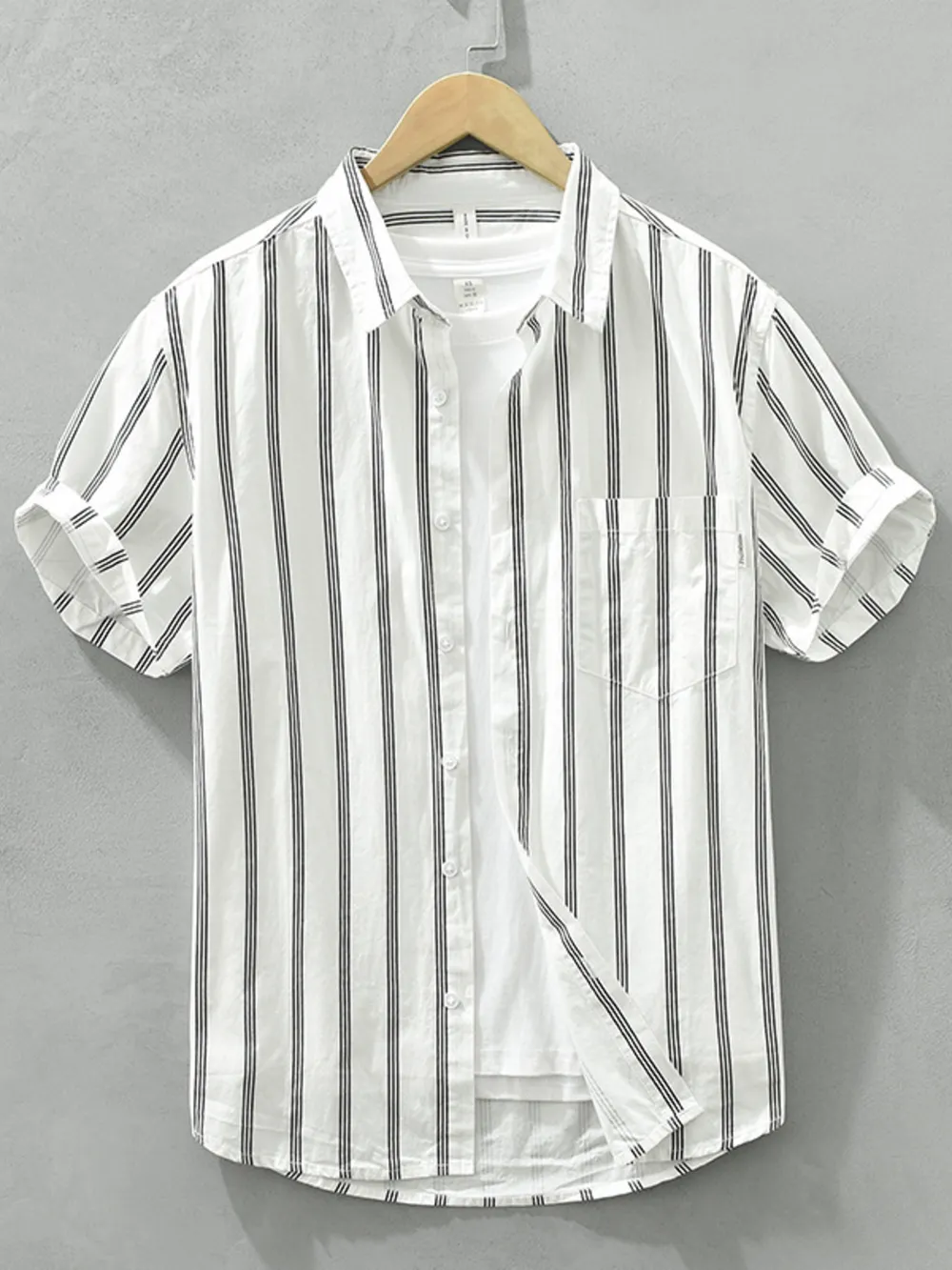 Men's Plus Size Classic Striped Short Sleeve Button-Up Shirt, image 2