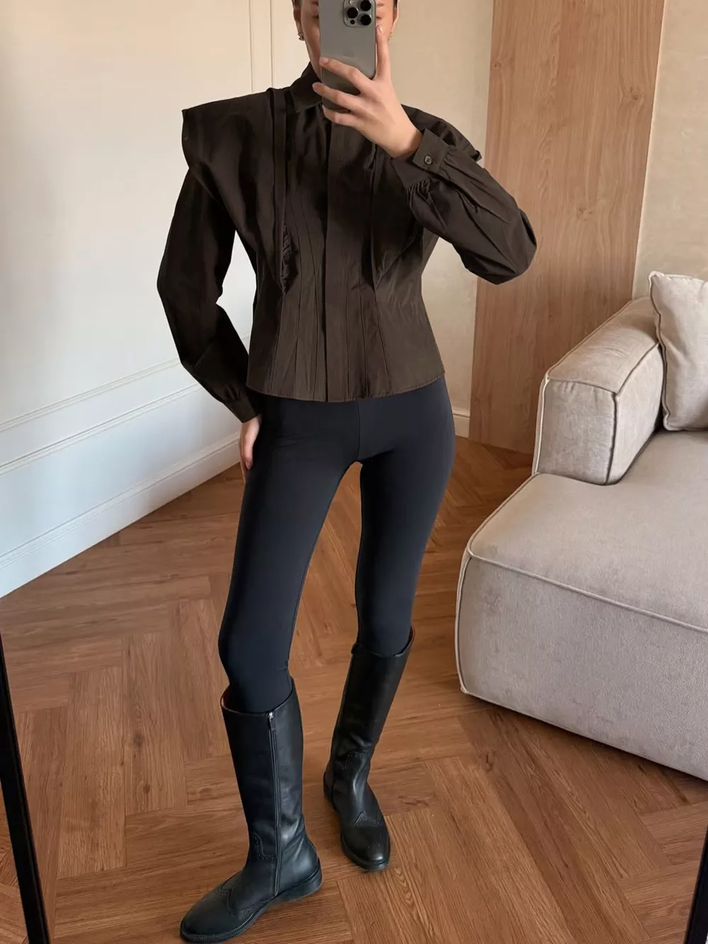 Slim-Fit Ruched Waist Shirt, image 6