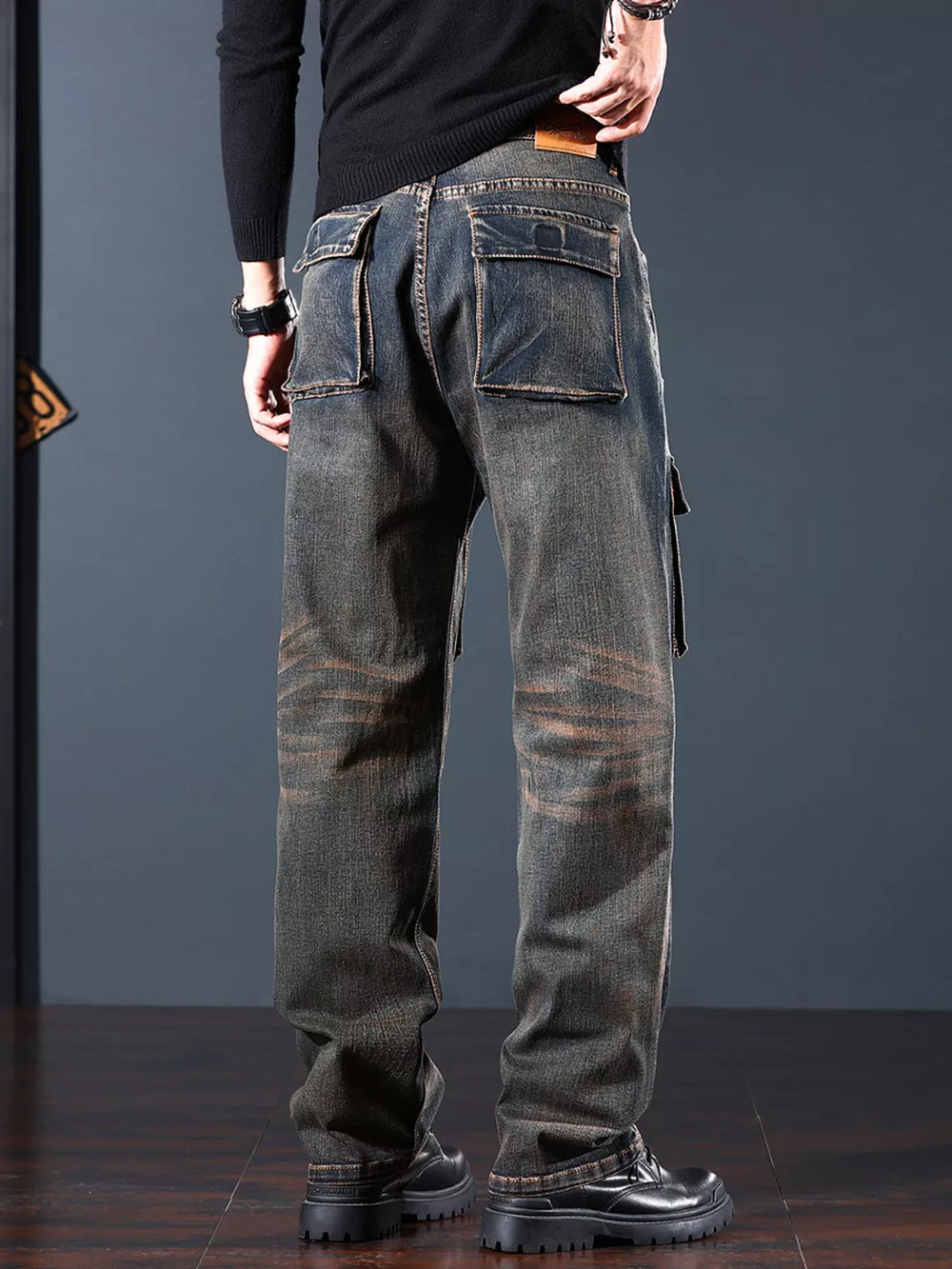 Men's Vintage Wash Cargo Jeans, image 3
