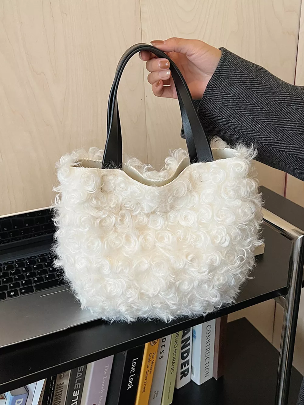 Lightweight Fluffy Handbag, image 7