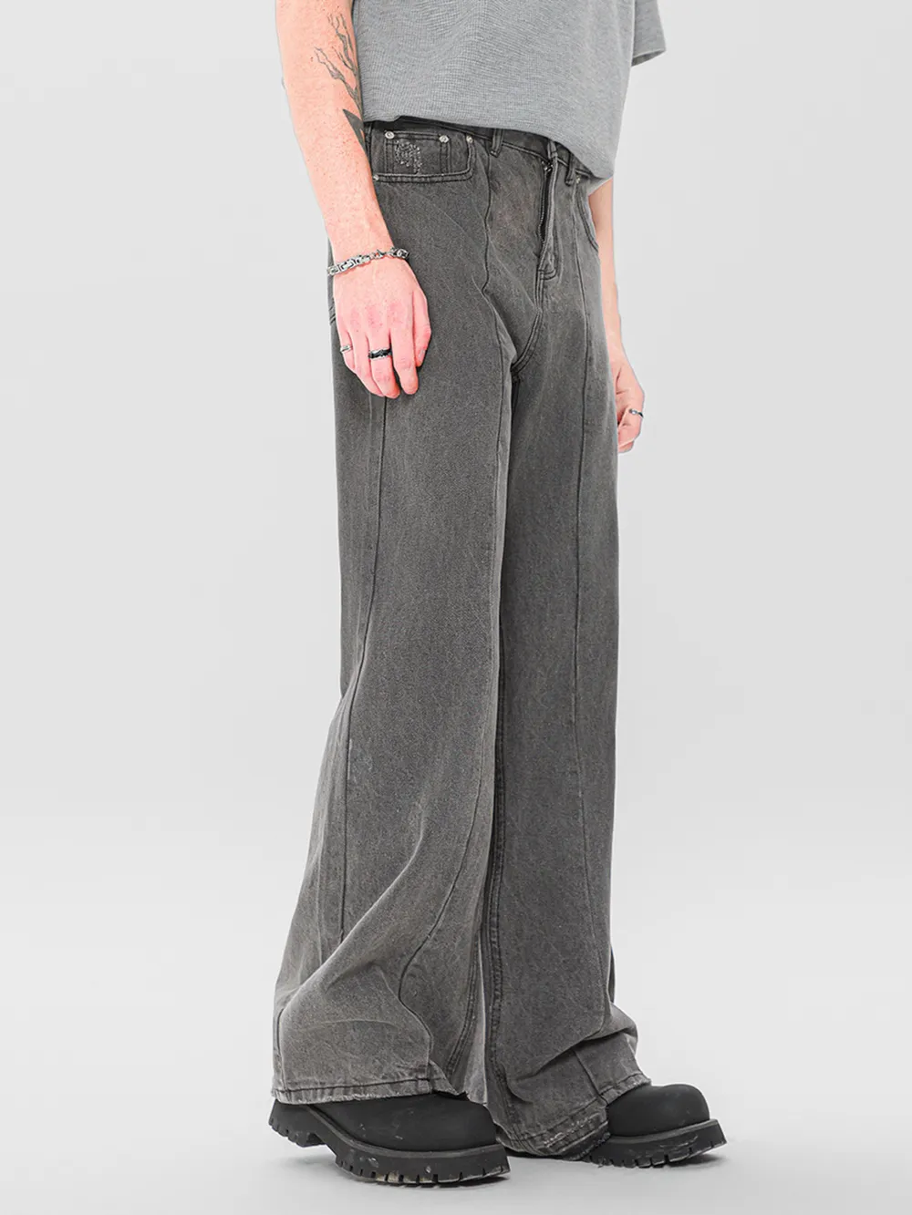 Men's High-Waisted Flare Jeans, image 2