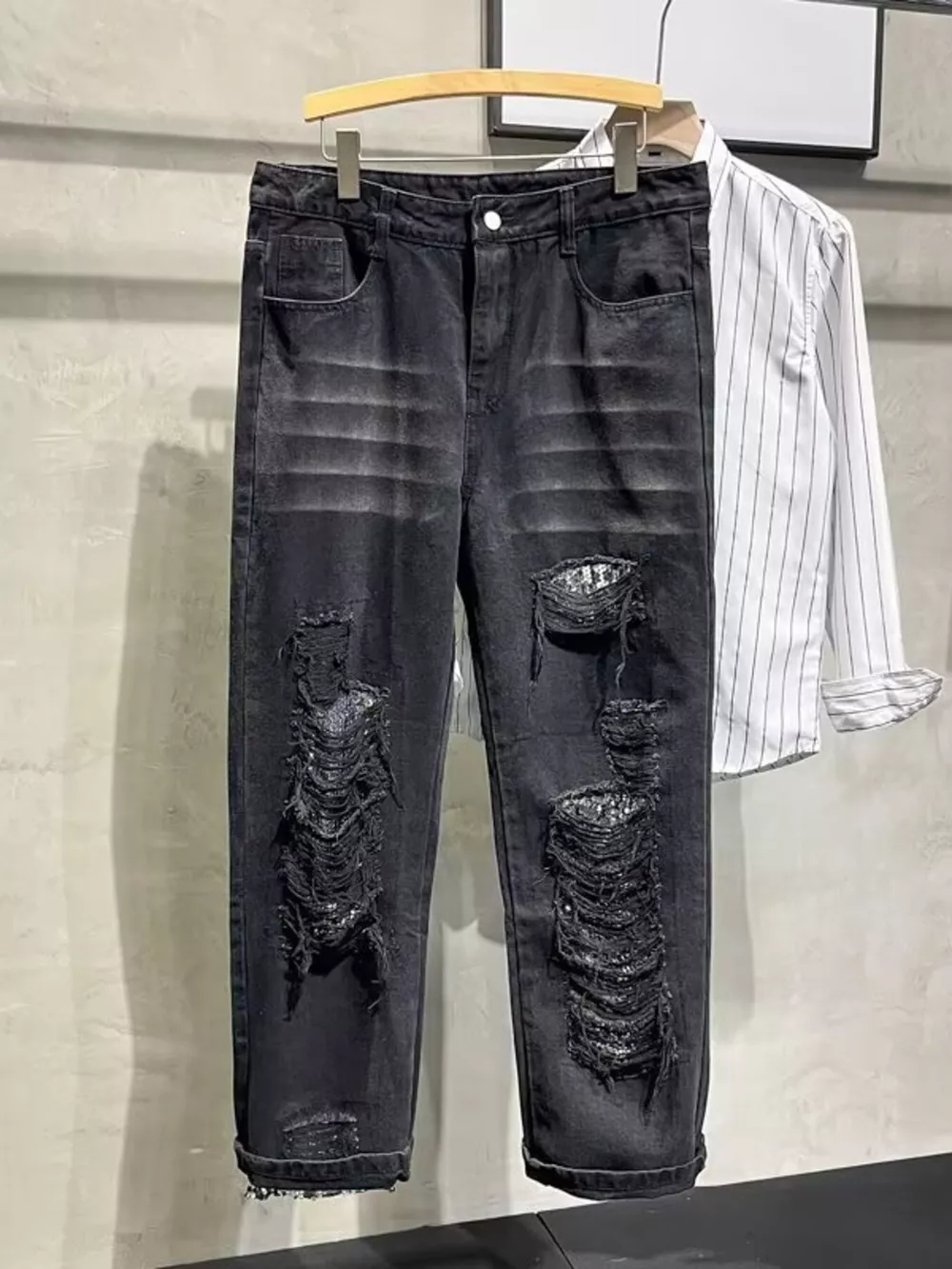 Men's Plus Size Distressed Slim Fit Jeans