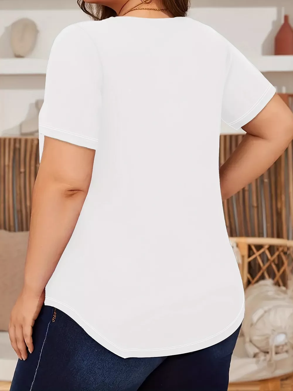 Plus Size Lace Detail Short Sleeve Top, image 3