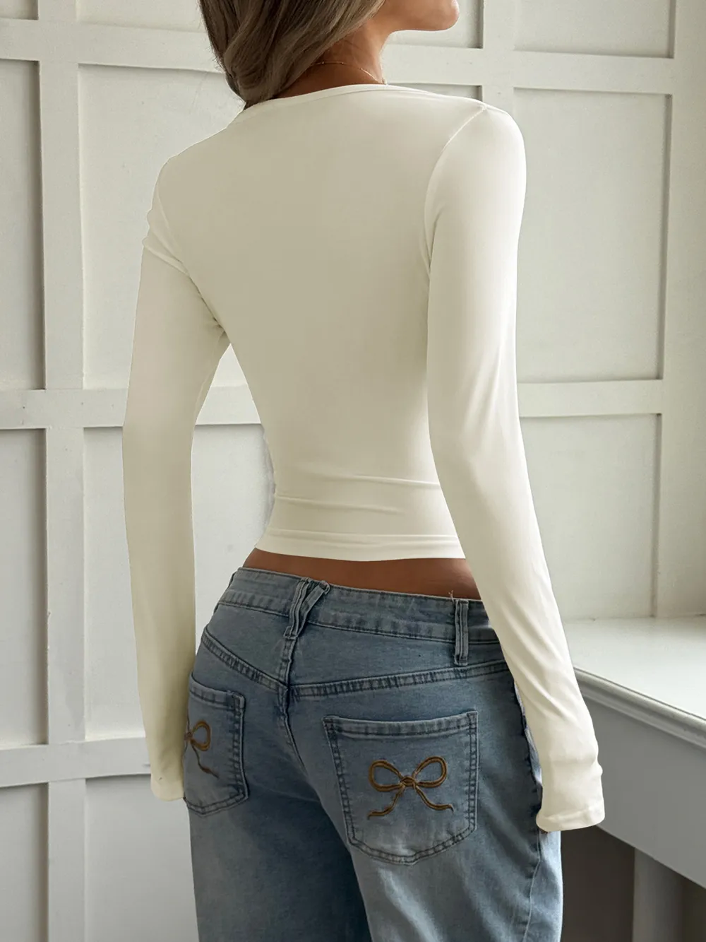 Cut-Out Long Sleeve Crop T-Shirt, image 5