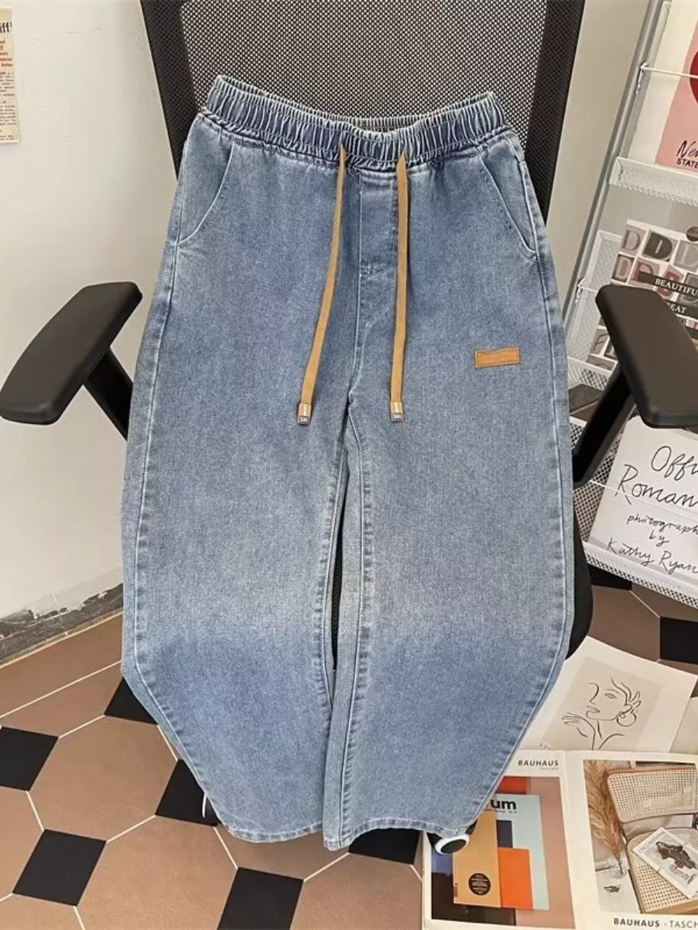 Men's Plus Size Drawstring Wide Leg Jeans, image 2