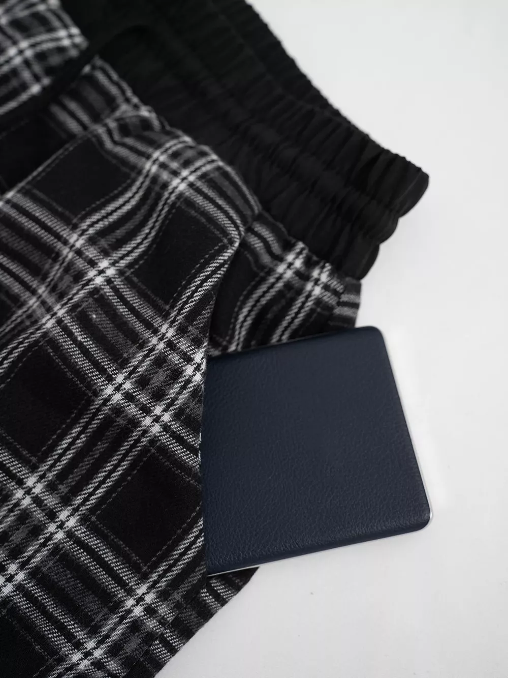 Relaxed Fit Plaid Pants, image 3