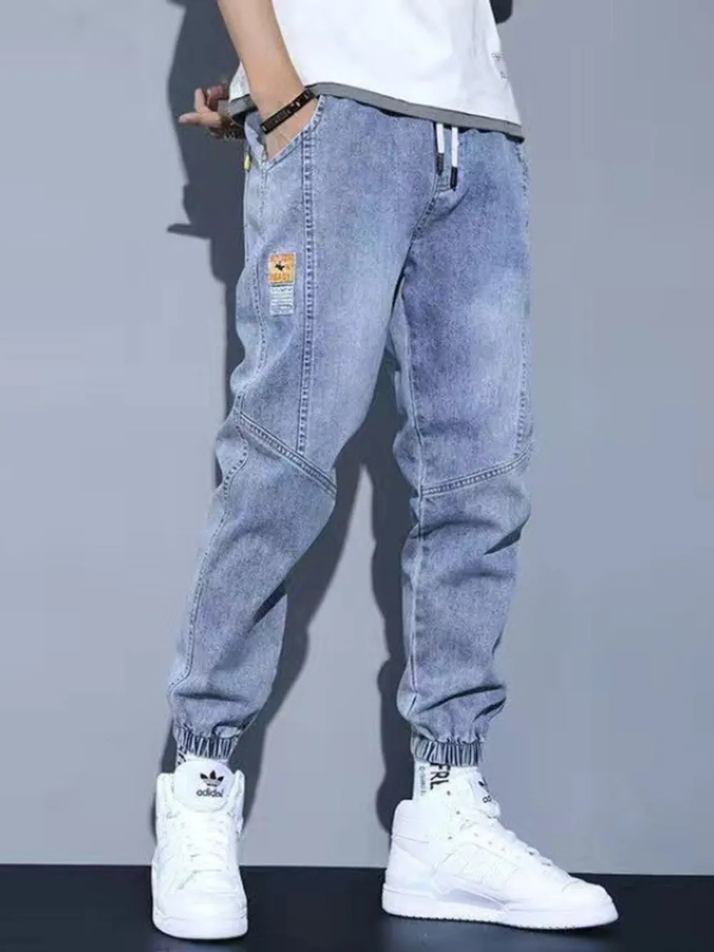 Men's Plus Size Washed Jeans with Pockets, image 2