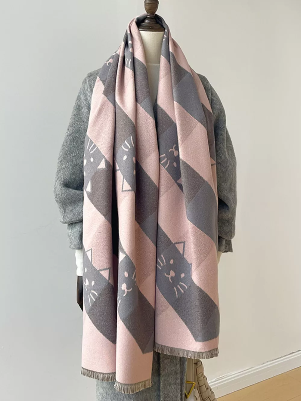 Cute Cat Pattern Plaid Raw Hem Scarf, image 6