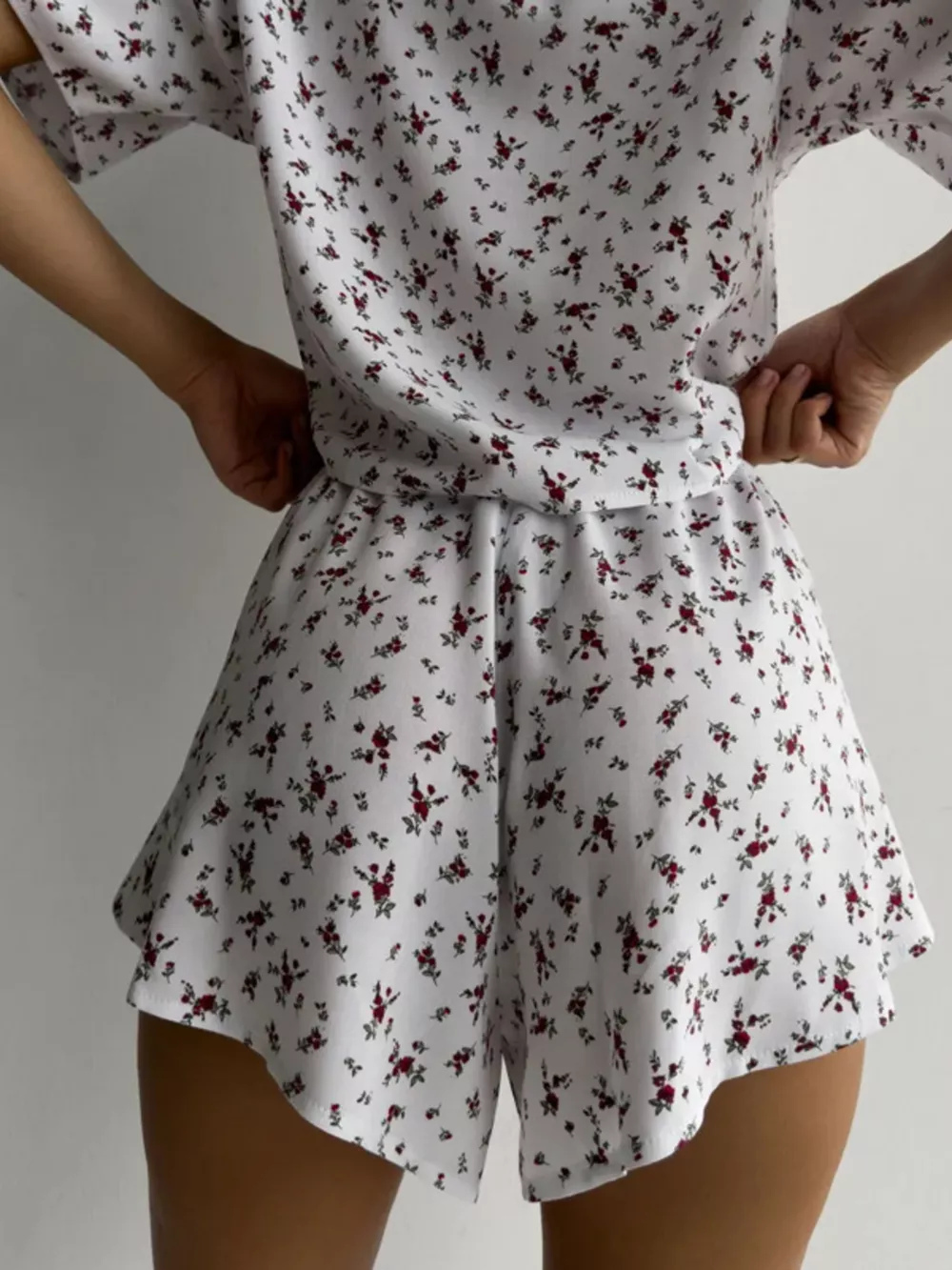 Floral Print Relaxed Fit Top and Shorts Lounge Set, image 3