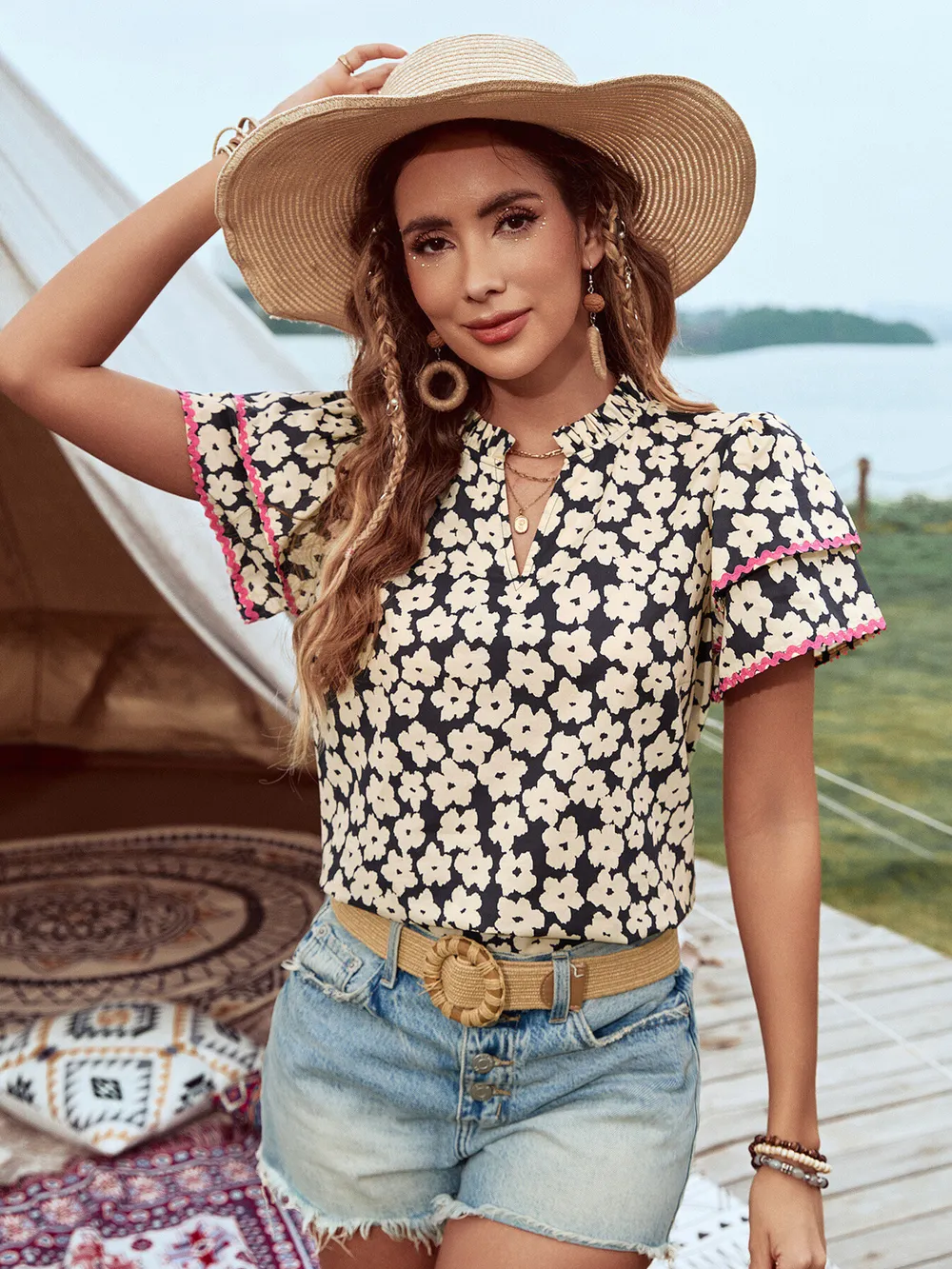 Floral Print Short Sleeve Blouse with Contrast Trim, image 6