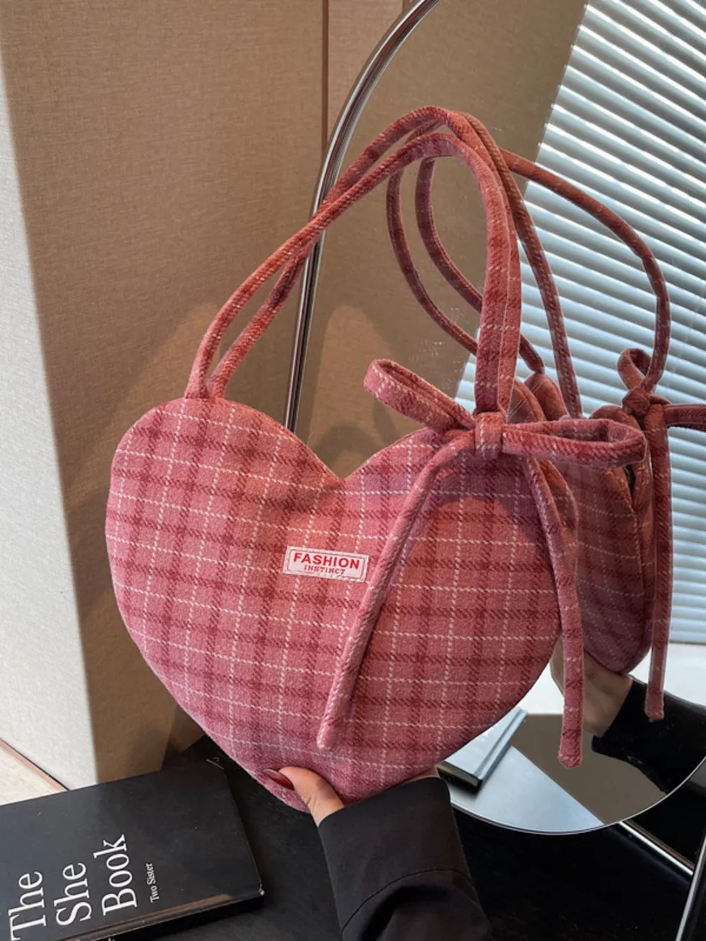 Heart-Shaped Plaid Shoulder Bag, image 2
