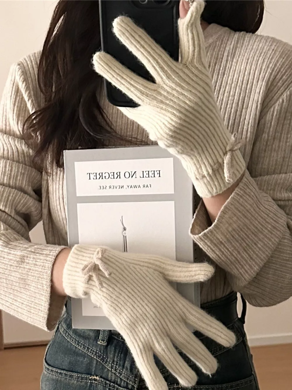 Knitted Gloves with Bow Accent, image 7