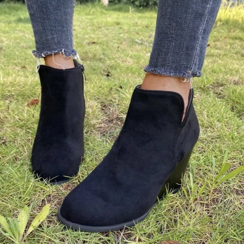 Round Toe Wedge Ankle Boots, image 2