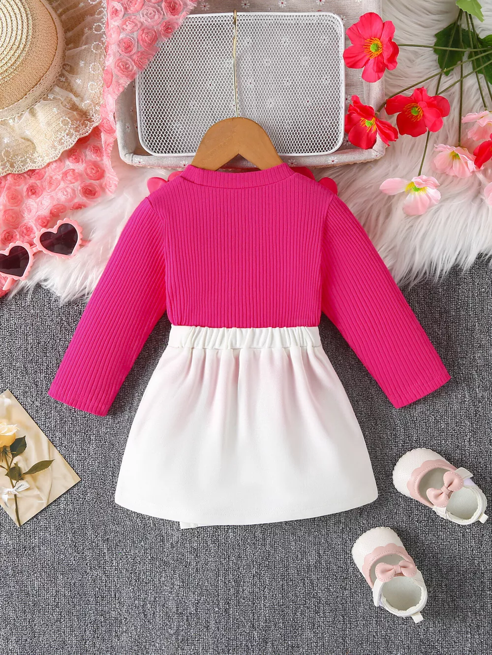 Children's Floral Applique Ribbed Top & Button Decor Skirt Set, image 3