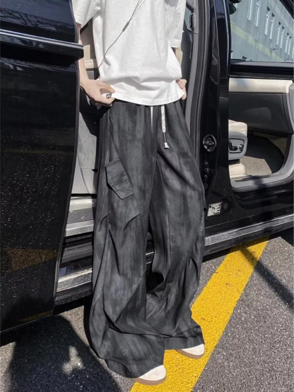 Men's Wide-Leg Pants with Drawstring