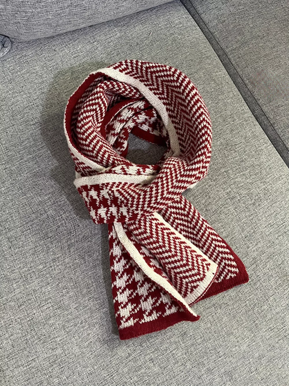 Houndstooth Pattern Warm Winter Scarf