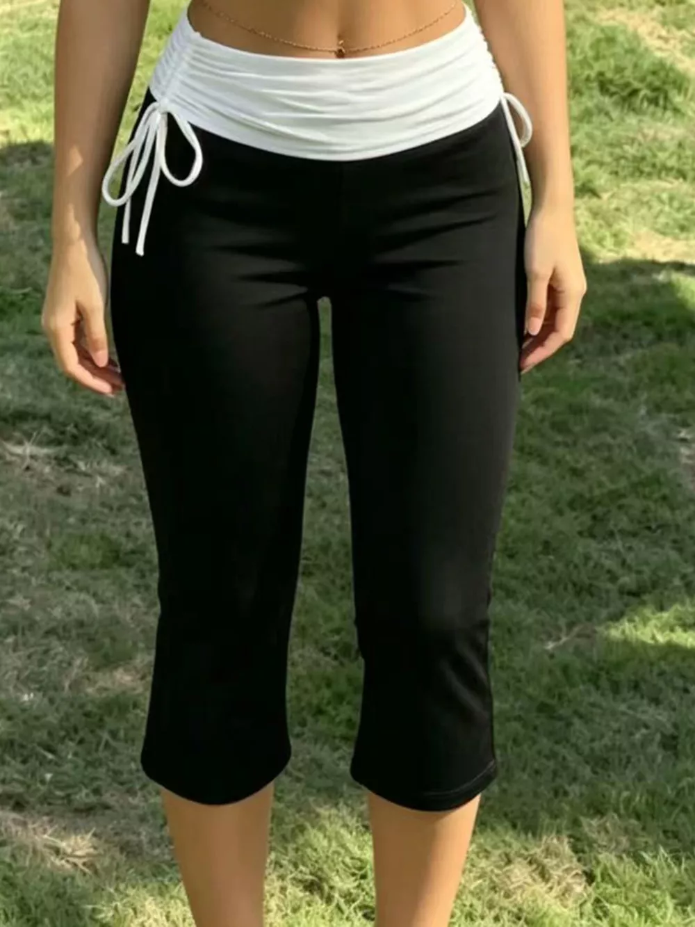 High-Waisted Ruched Drawstring Capri Pants, image 2