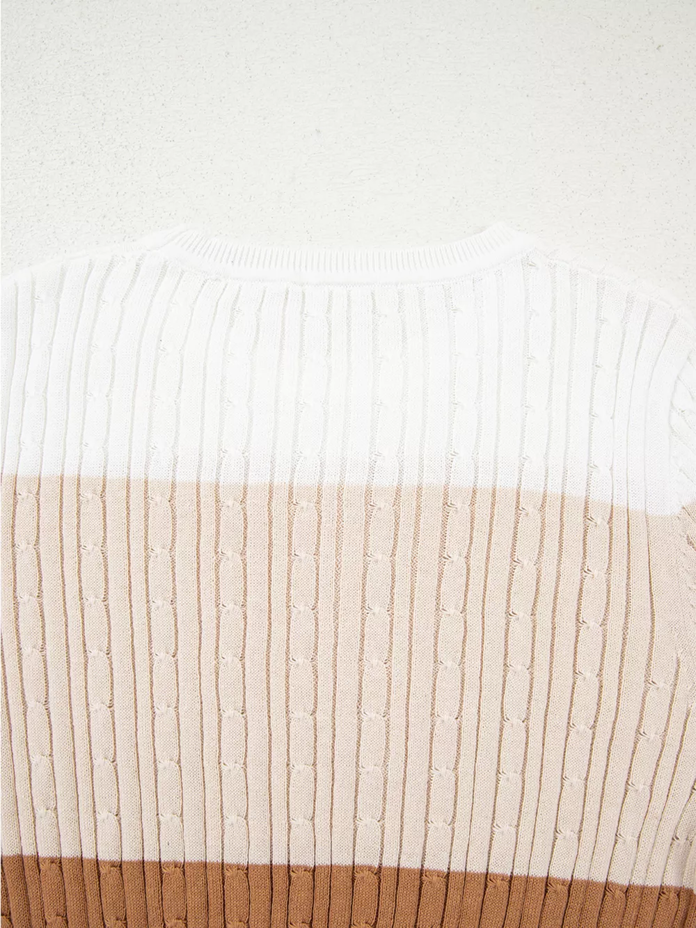 Colorblock Cable Knit Round Neck Sweater, image 4