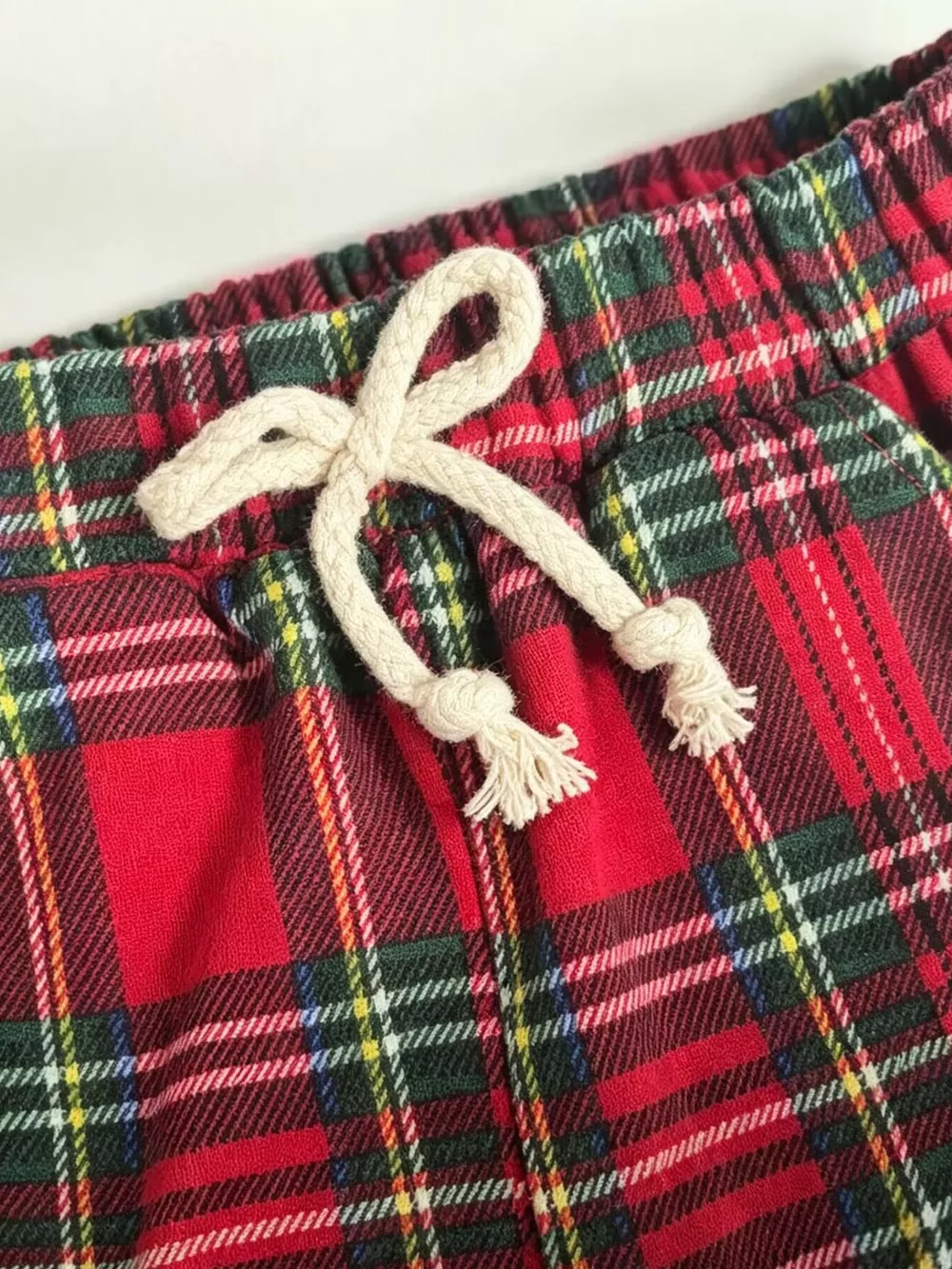Children's Christmas Santa Claus Graphic Sweatshirt and Plaid Pants Set, image 5