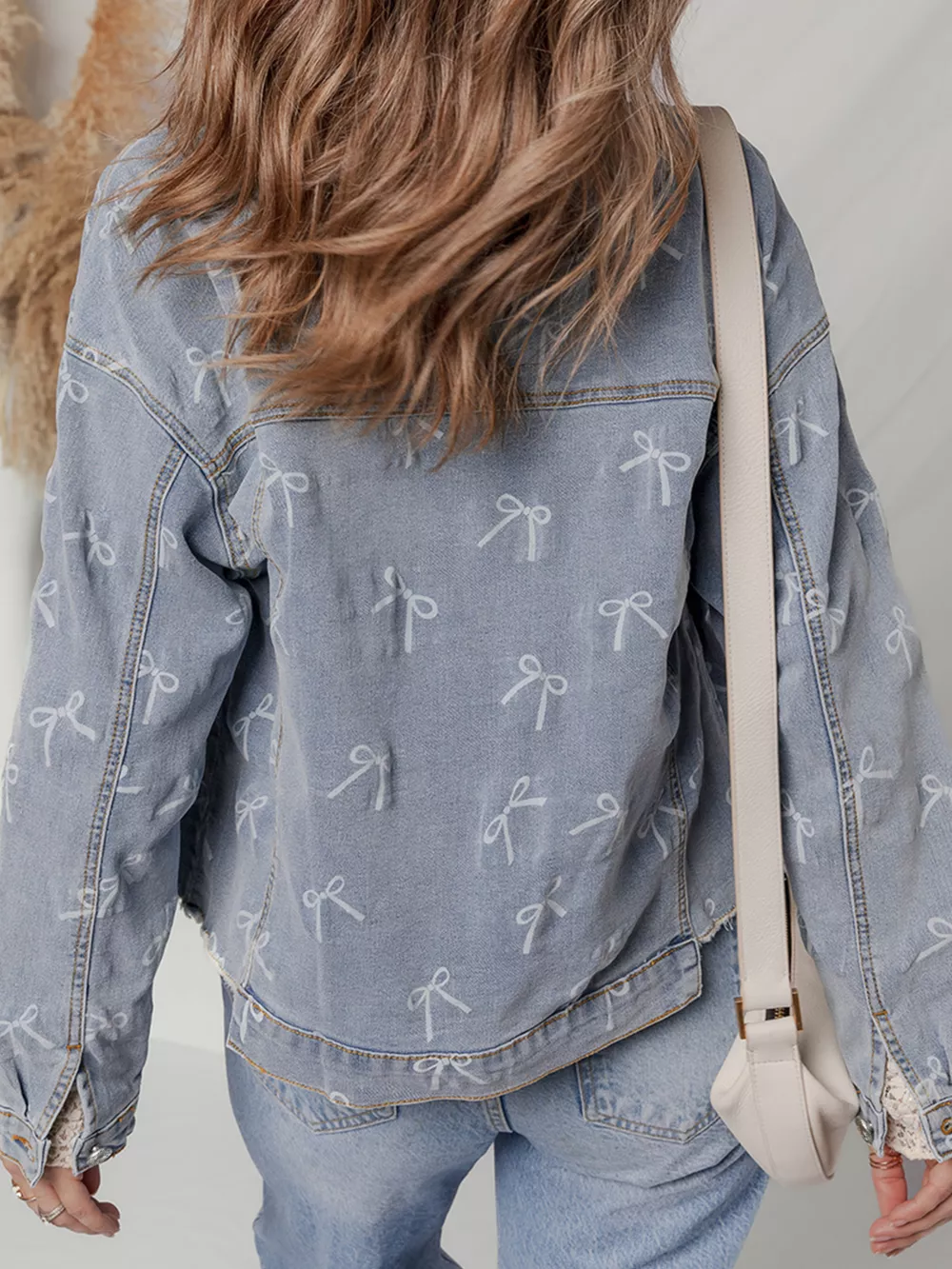 Bow Knot Print Light Wash Raw Hem Denim Jacket, image 7