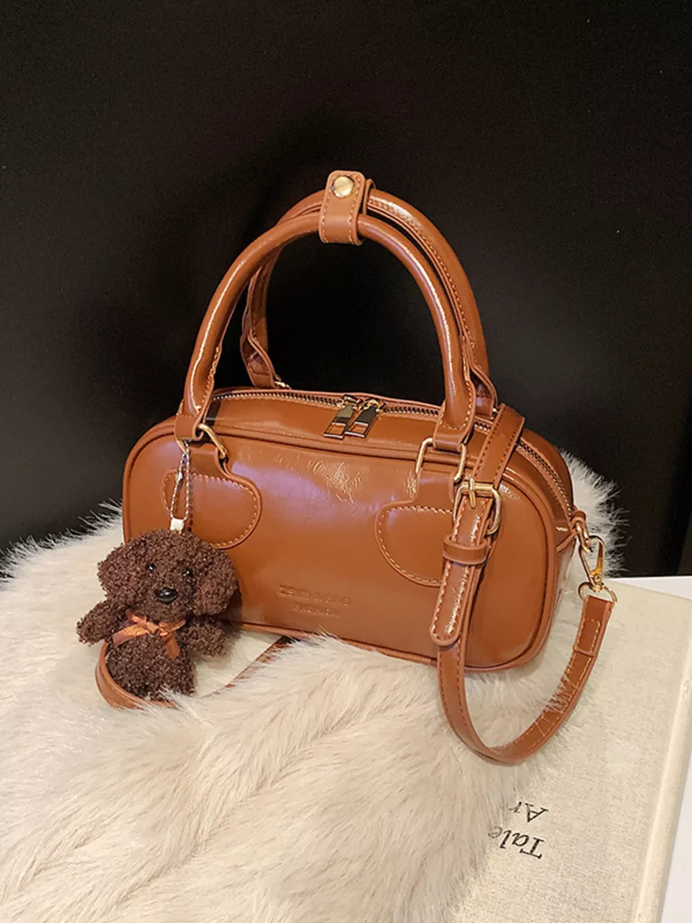 Vintage Style Crossbody Bag with Charm, image 8