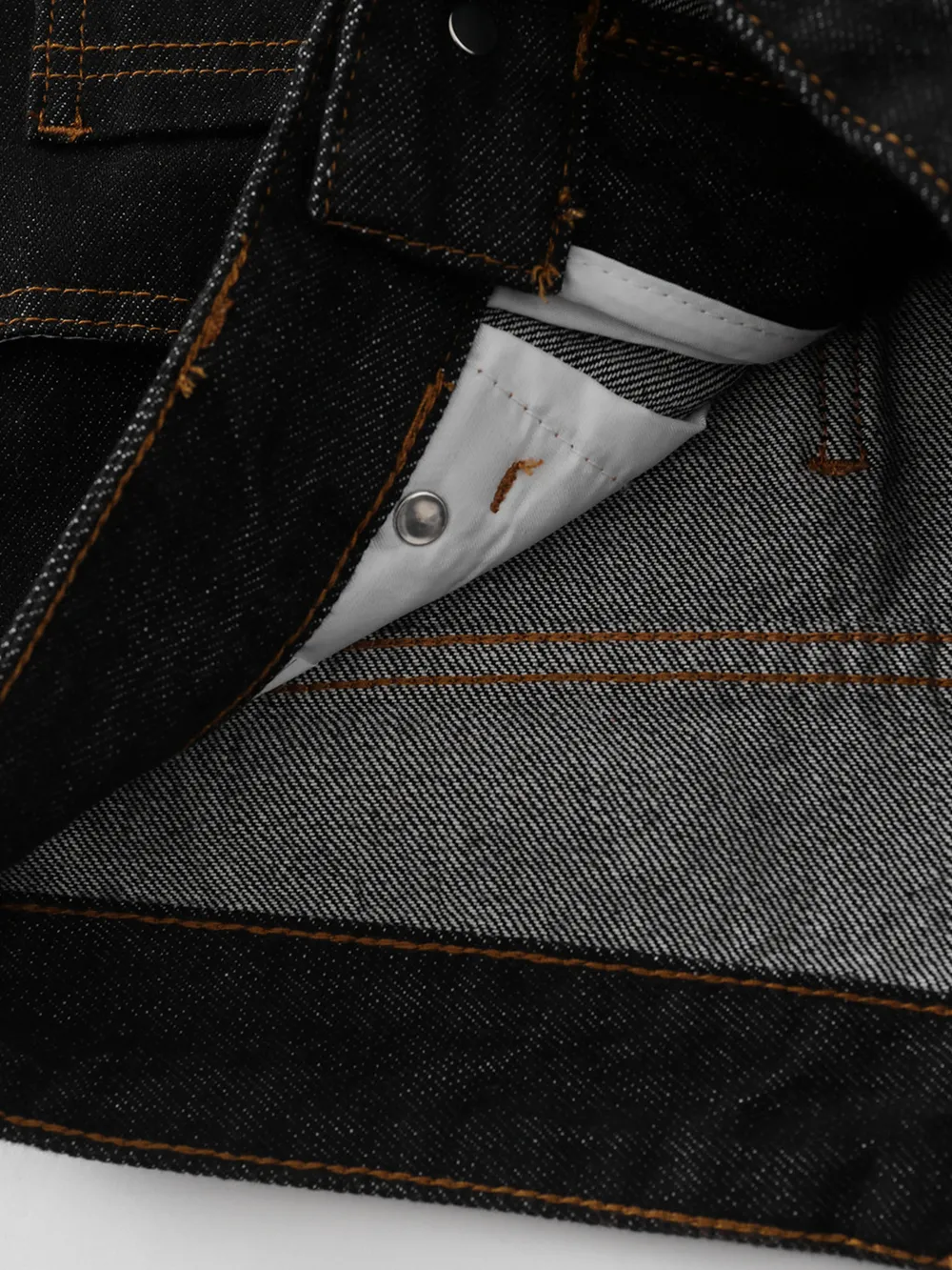 Men's Wide Leg Denim Shorts with Embroidered Pocket Detail, image 9