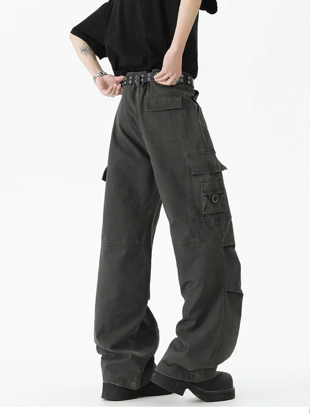 Men's Wide Leg Cargo Pants with Ruched Detail, image 4