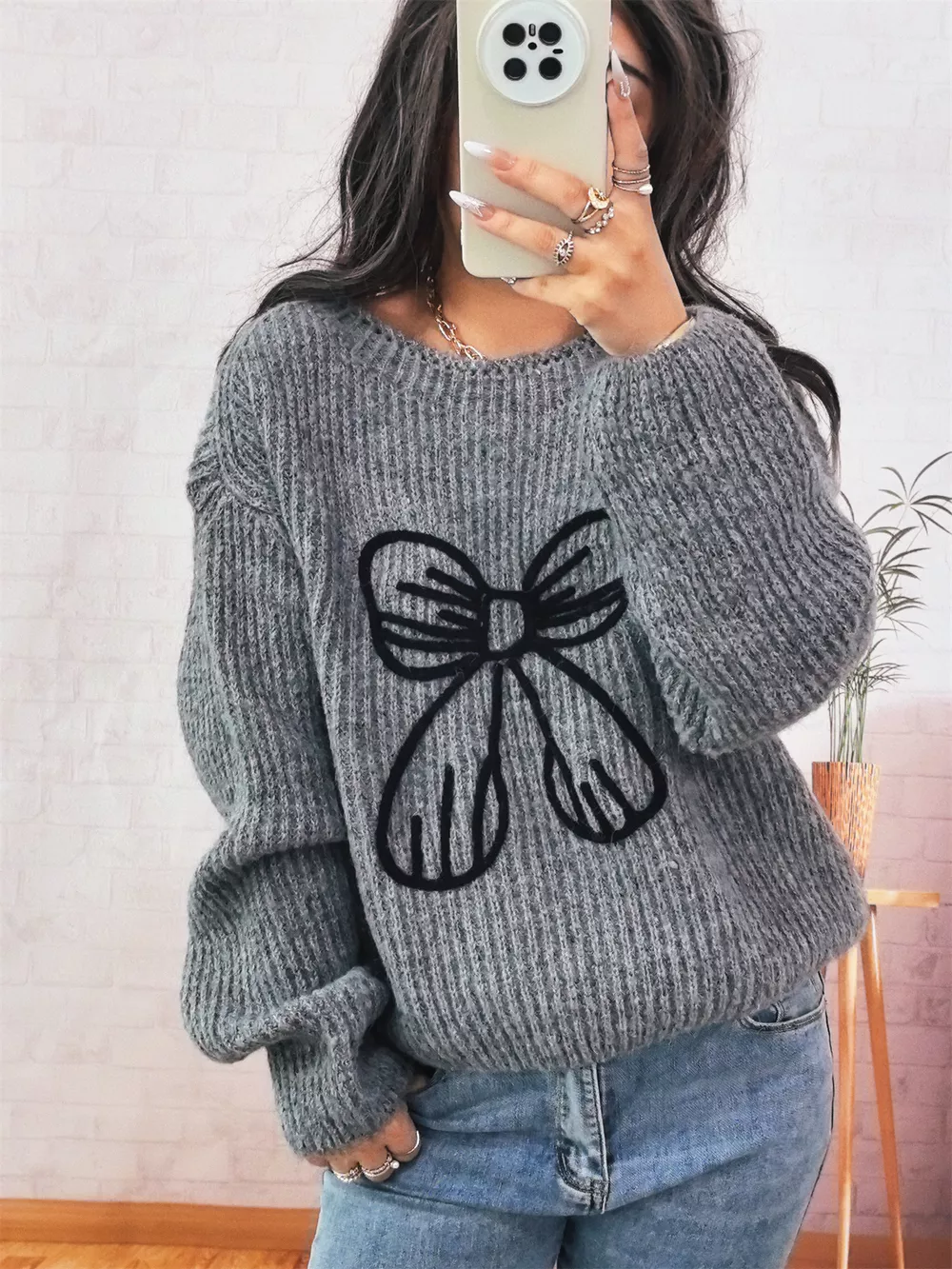 Bow Round Neck Long Sleeve Sweater, image 11