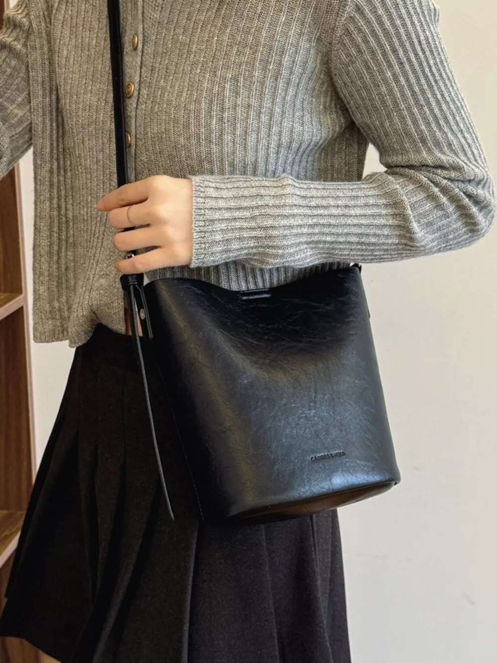 Vintage Style Bucket Crossbody Bag, image 7