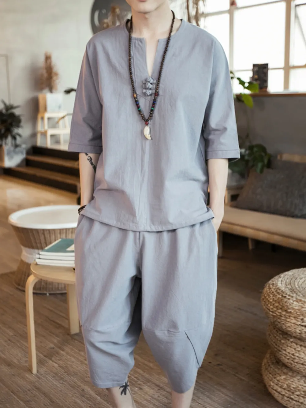 Men's Plus Size Notched Half Sleeve Top and Cropped Pants Set, image 2