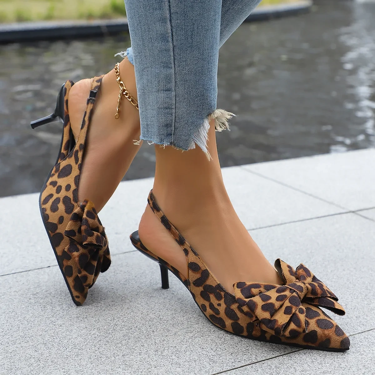 Bow Point Toe Kitten Heels Pumps, image 8