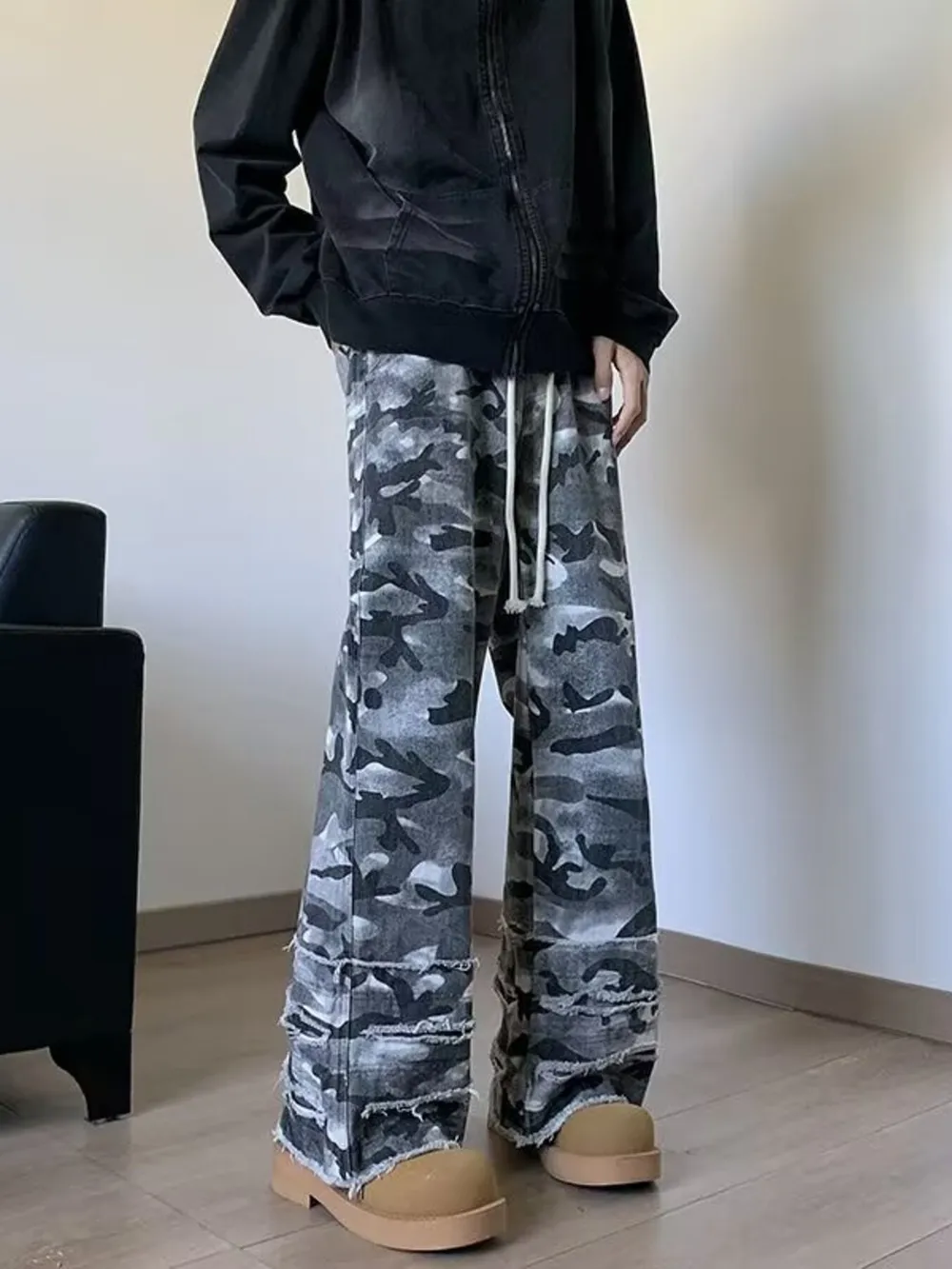 Men's Full Size Raw Hem Camo Wide Leg Jeans Plus Size, image 2