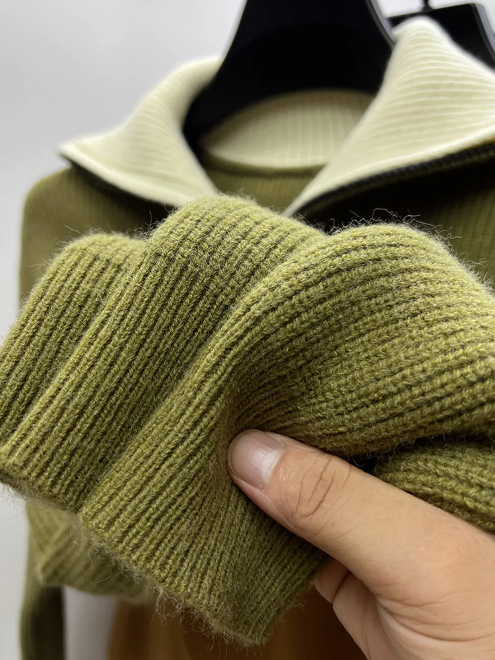 Men's Plus Size Zip Collar Long Sleeve Sweater, image 4