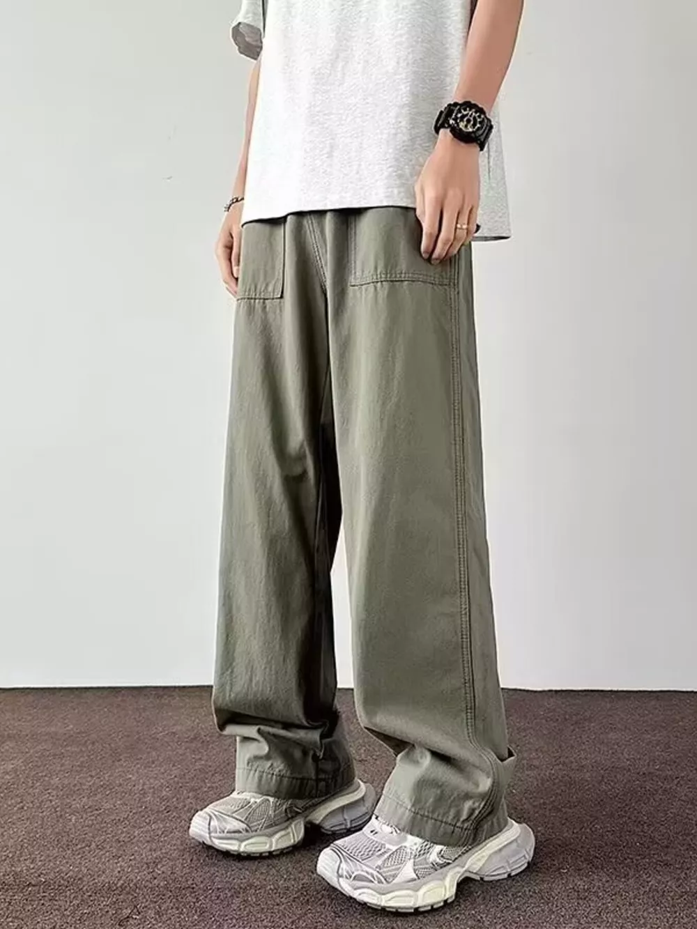 Men's Loose Fit Cargo Pants, image 2