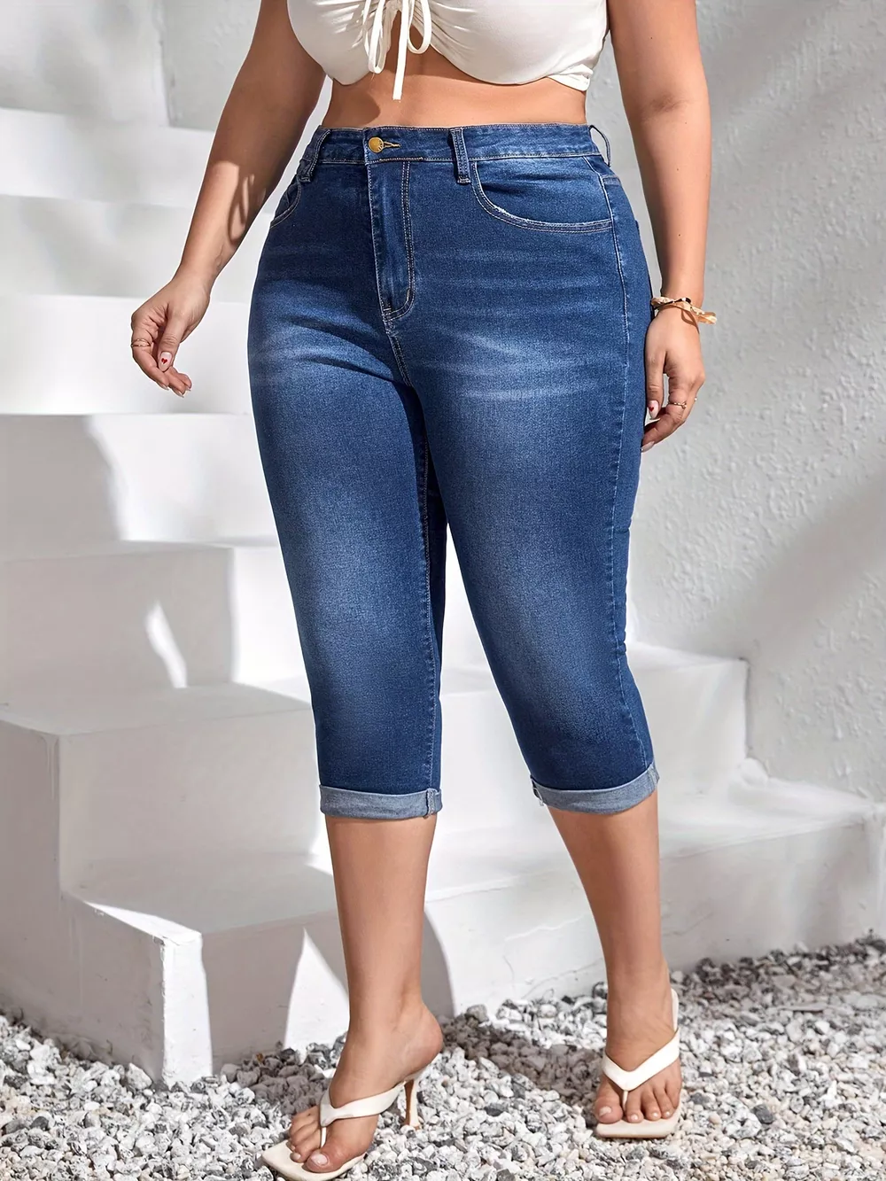 Plus Size Rolled Hem High Waist Denim Capri Jeans, image 4