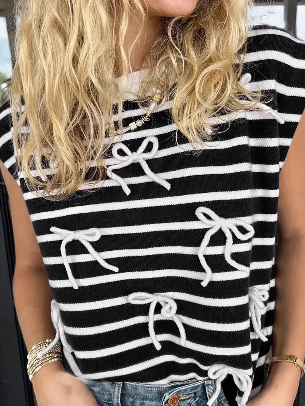Bow Striped Round Neck Sweater Vest, image 2