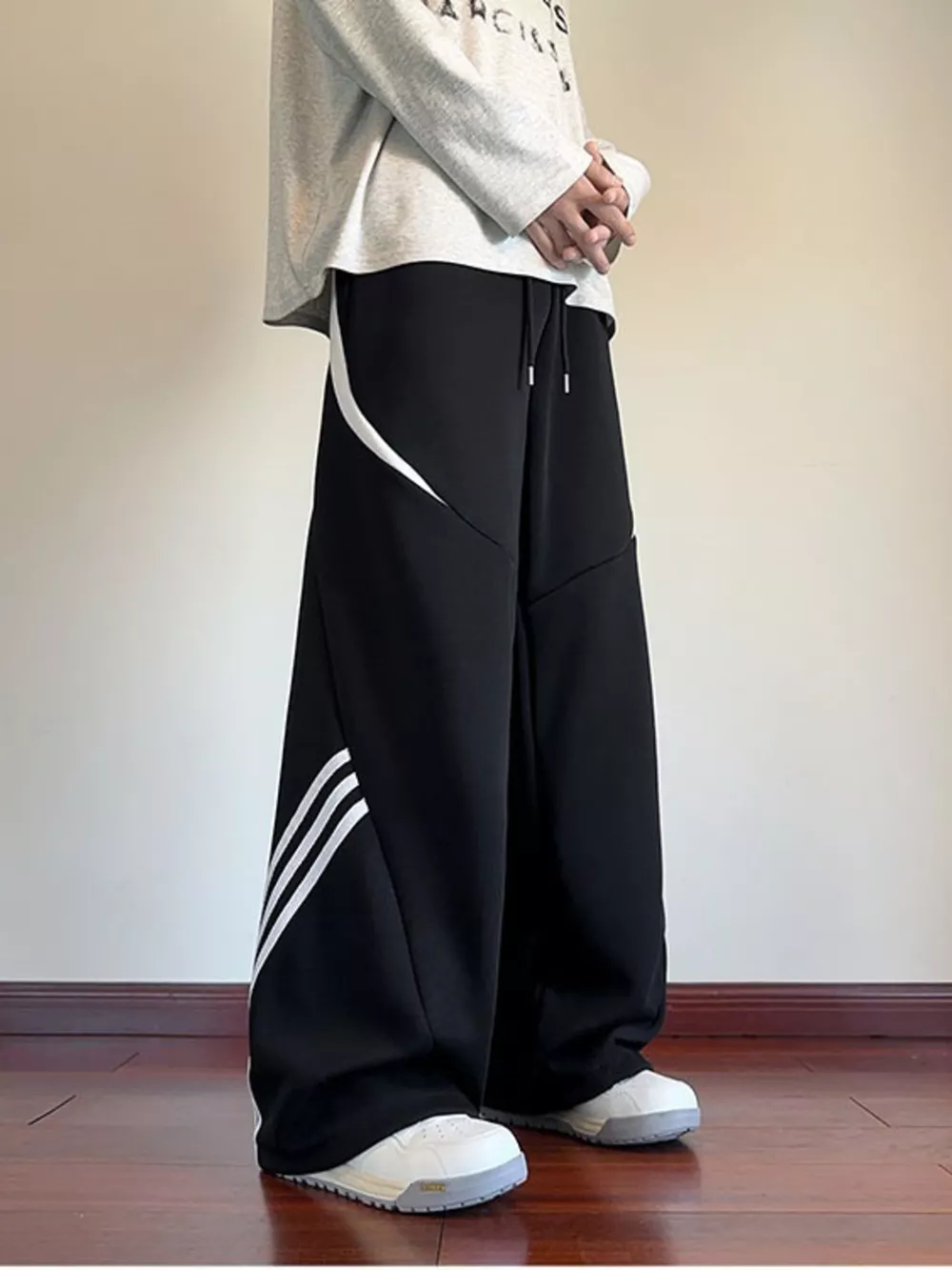 Men's Plus Size Wide Leg Casual Sweatpants with Stripe Detail, image 4