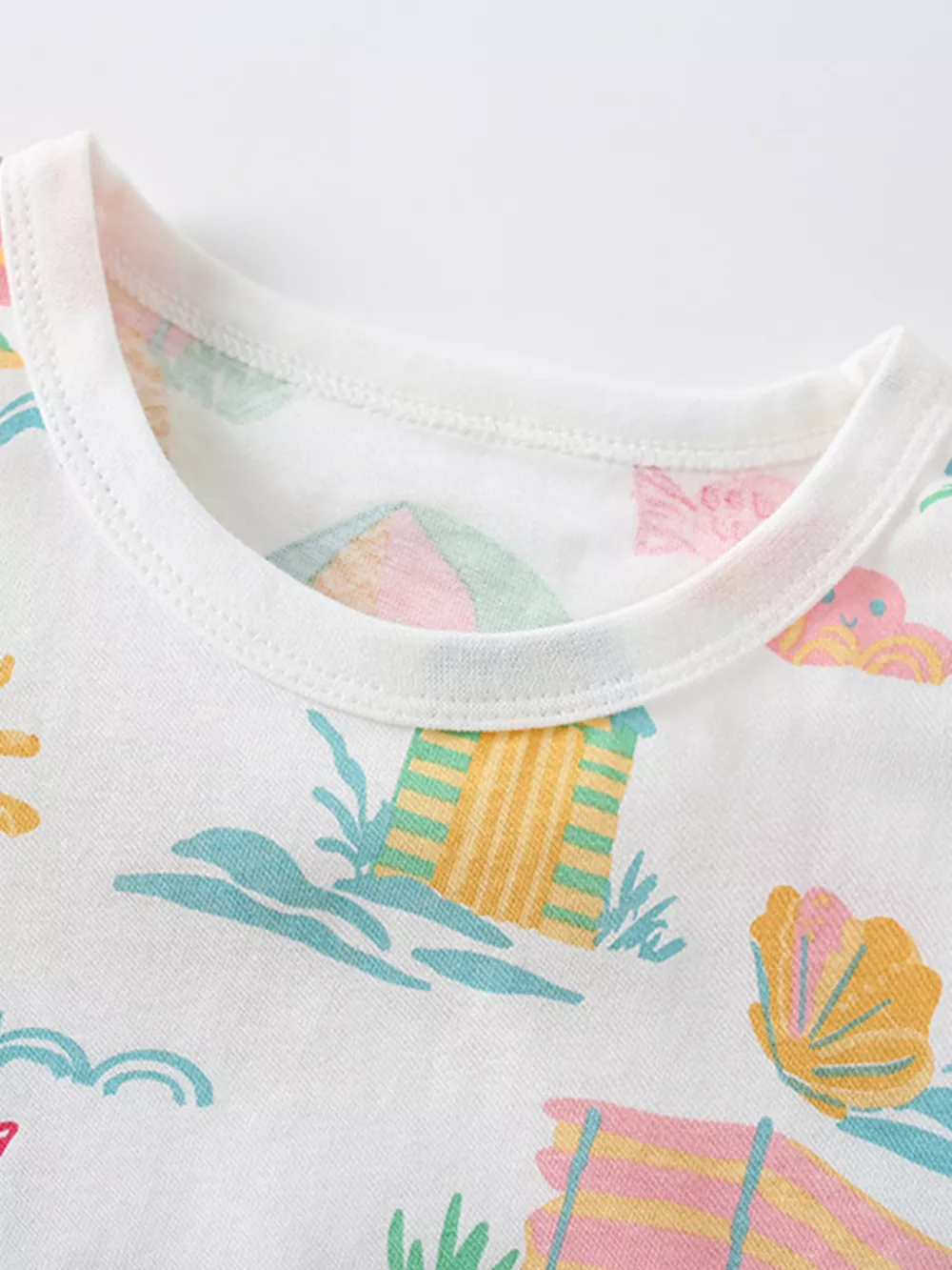 Children's Beach Print Round Neck Tee and Shorts Set, image 2