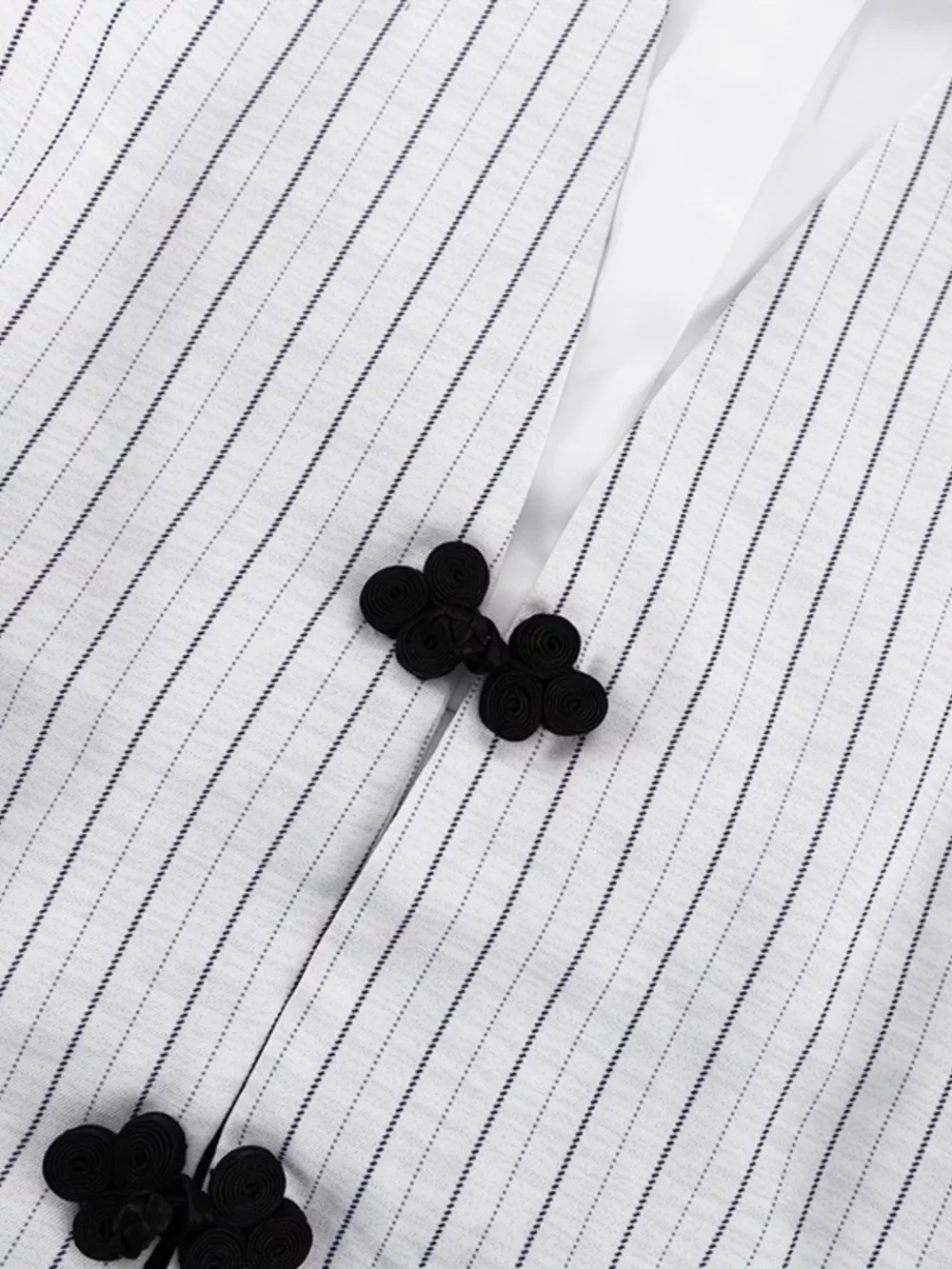 Pinstripe Cropped Blazer and Pleated Shorts Set, image 11