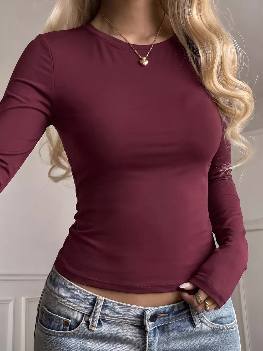 Slim-Fit Long Sleeve Crew Neck T-Shirt, image 4