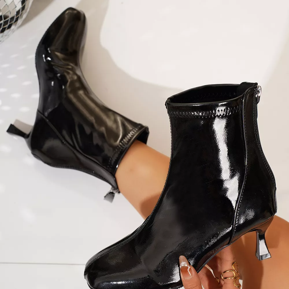 Round Toe Kitten Heels Boots