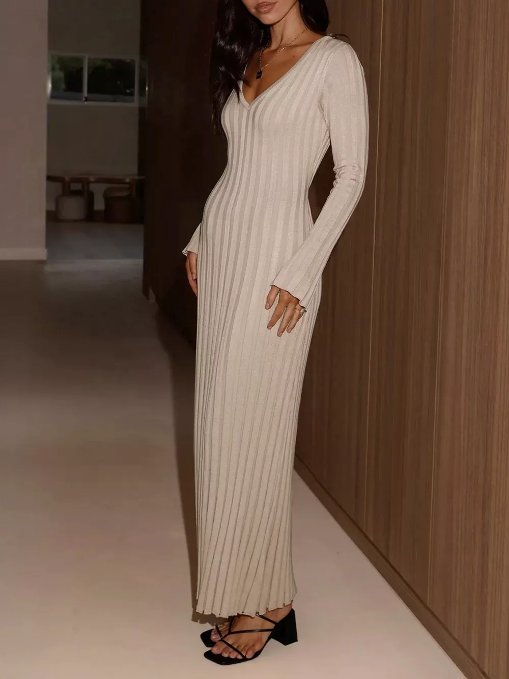 Ribbed Knit V-Neck Long Sleeve Maxi Dress, image 6