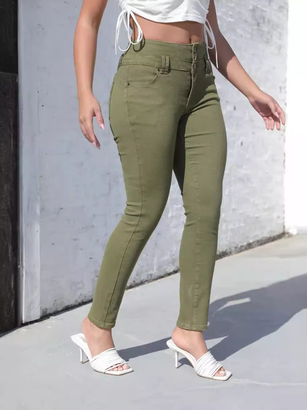 High-Waisted Skinny Jeans, image 3